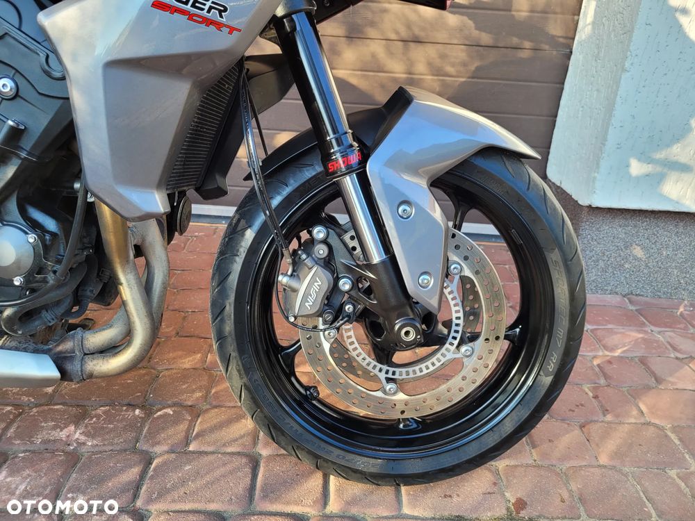 Triumph Tiger - 10