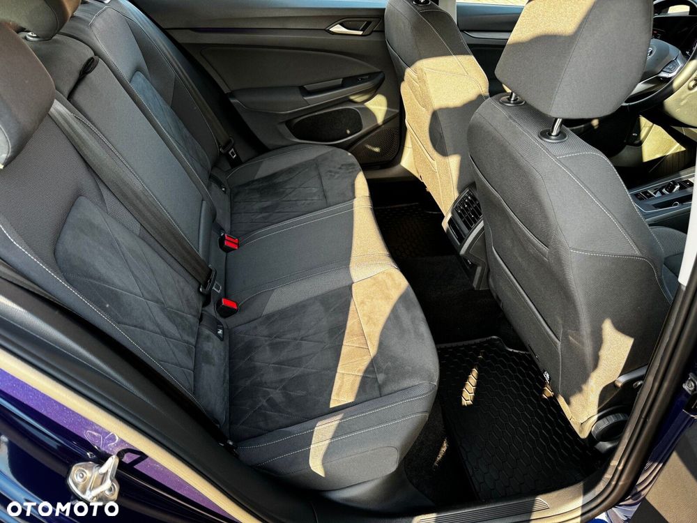 Volkswagen Golf Variant - 14