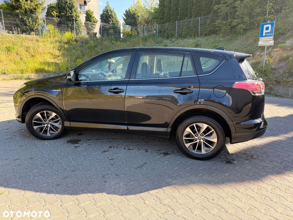 Toyota RAV4 - 2