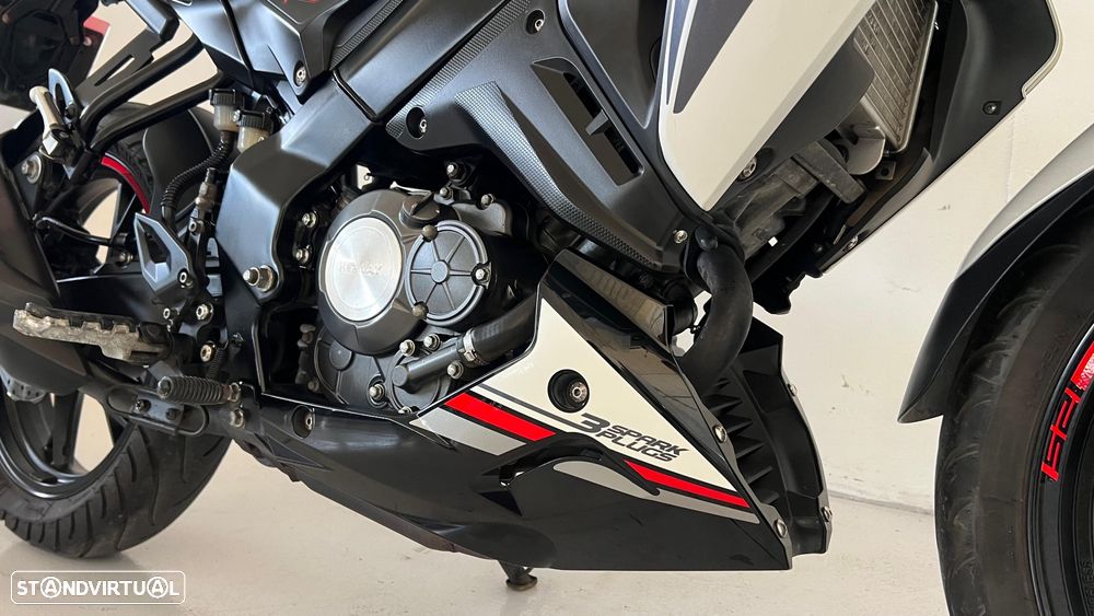Keeway RKF 125 - 17