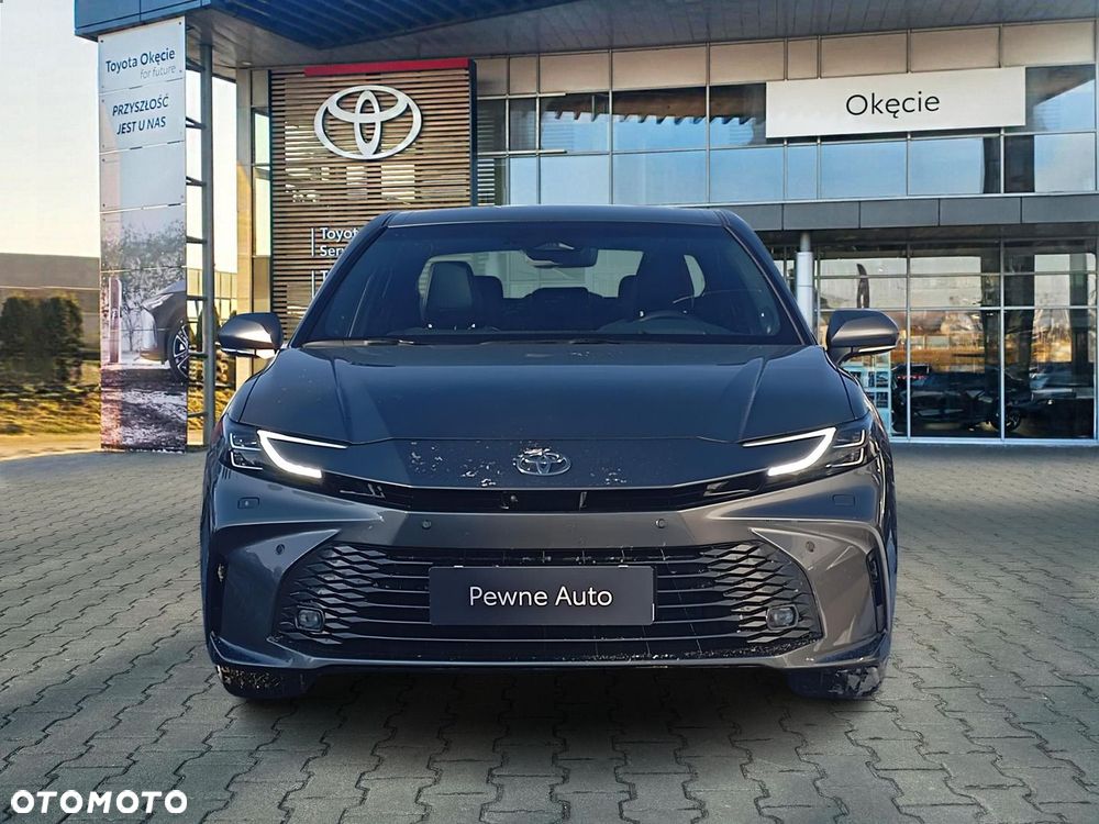 Toyota Camry - 9