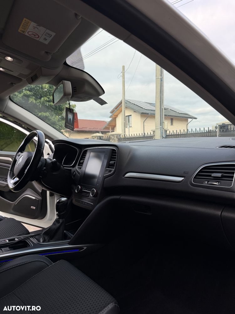 Renault Megane ENERGY dCi 130 BOSE EDITION - 12