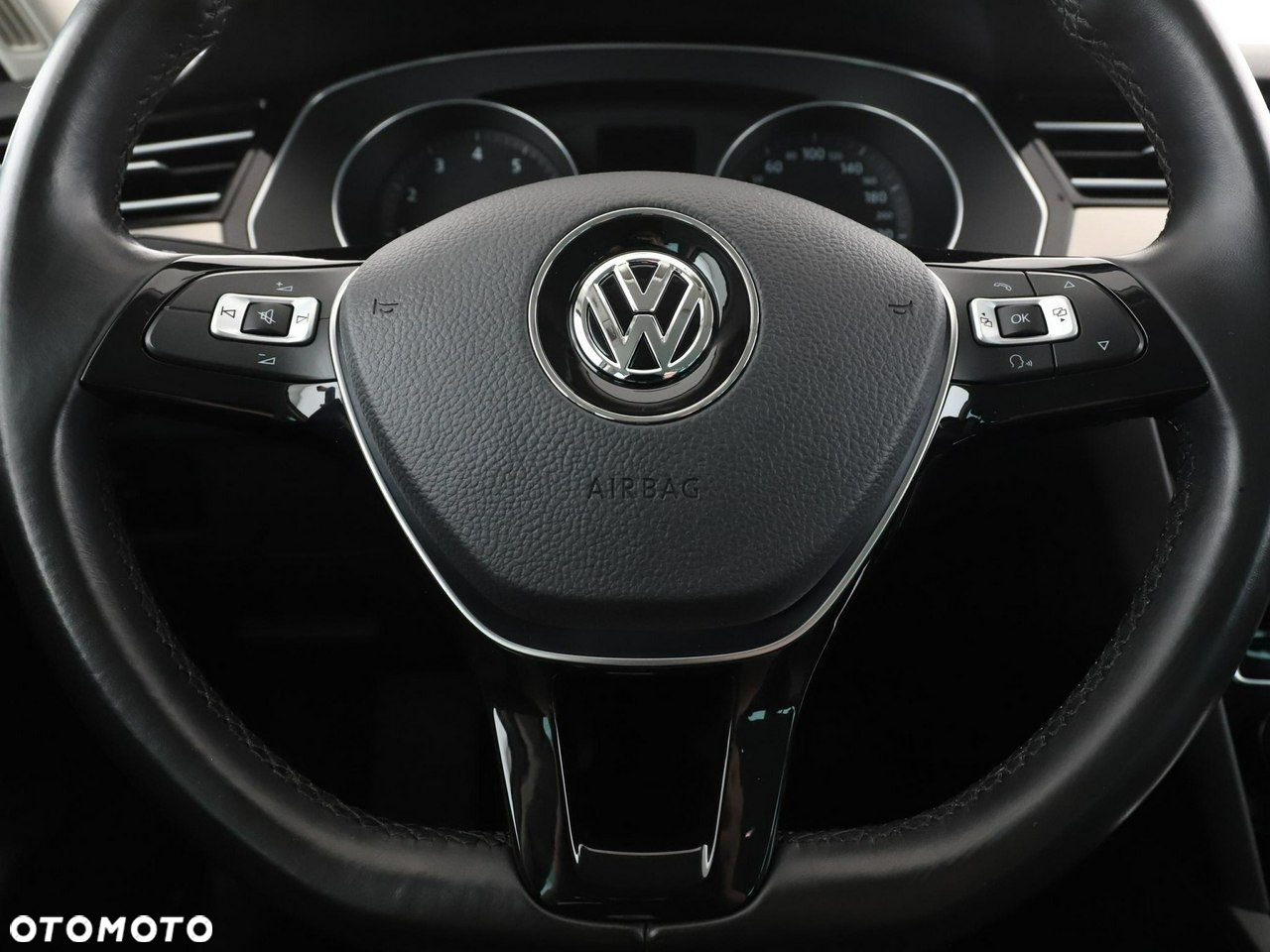Volkswagen Passat Variant 1.4 TSI ACT (BlueMotion Technology) Highline - 21