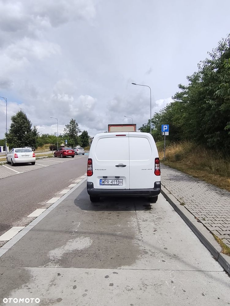 Peugeot Partner 1.6HDI long - 8