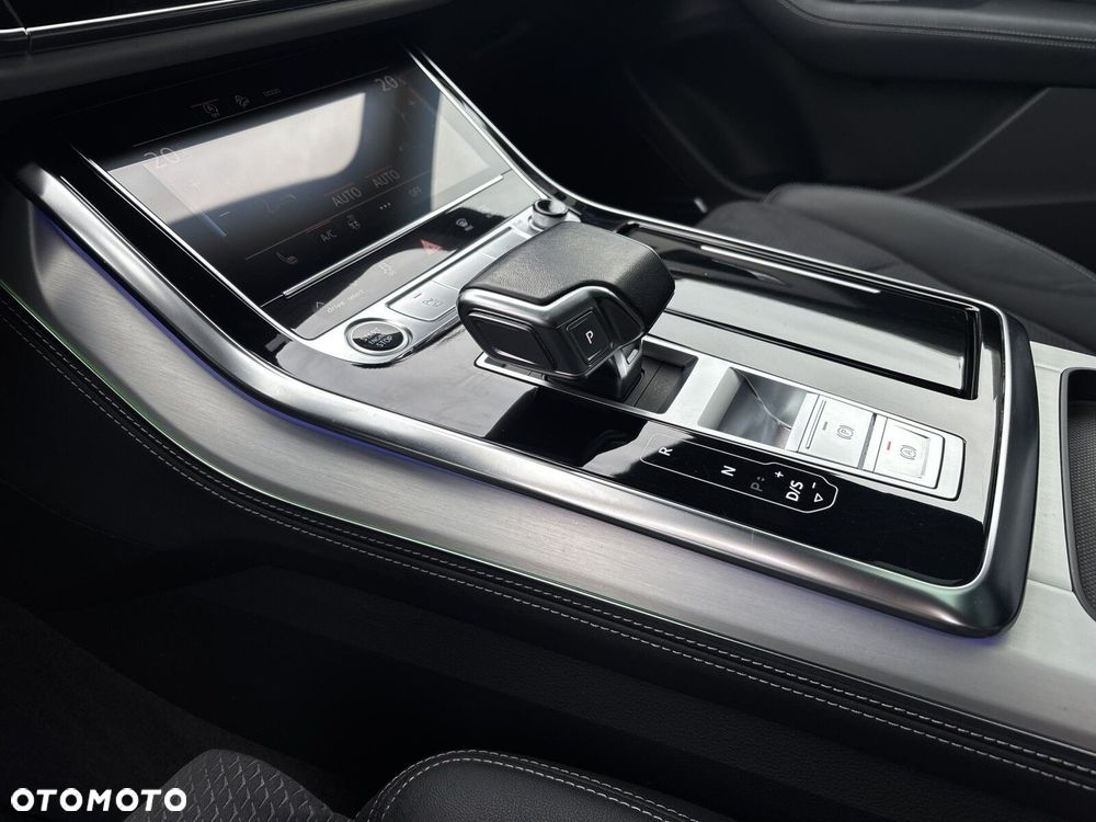 Audi Q8 - 20