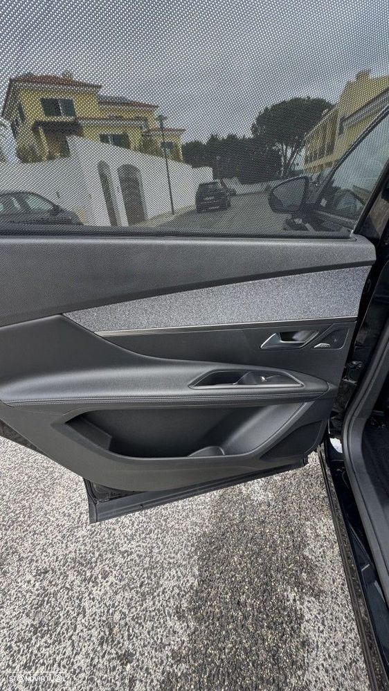 Peugeot 5008 1.2 PureTech GT Pack EAT8 - 6