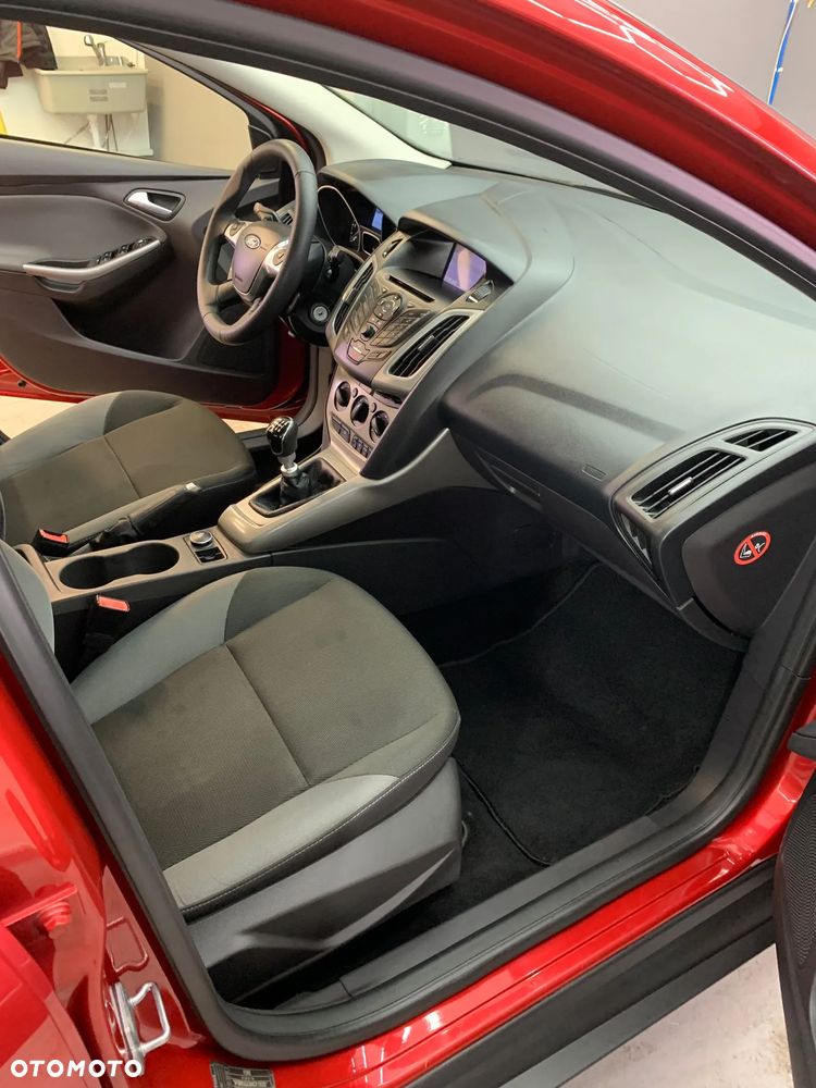 Ford Focus - 9