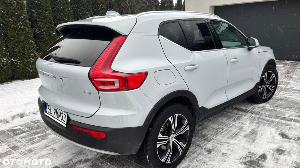 Volvo XC 40 B4 B Geartronic Momentum - 18