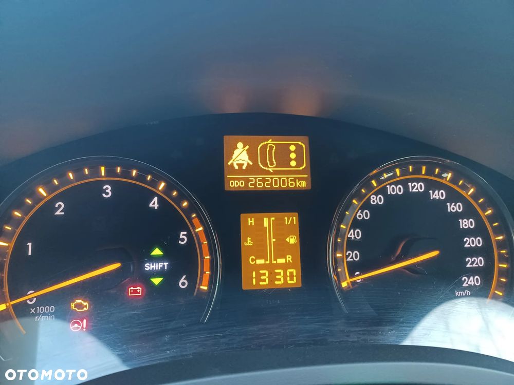 Toyota Avensis 2.0 D-4D - 20