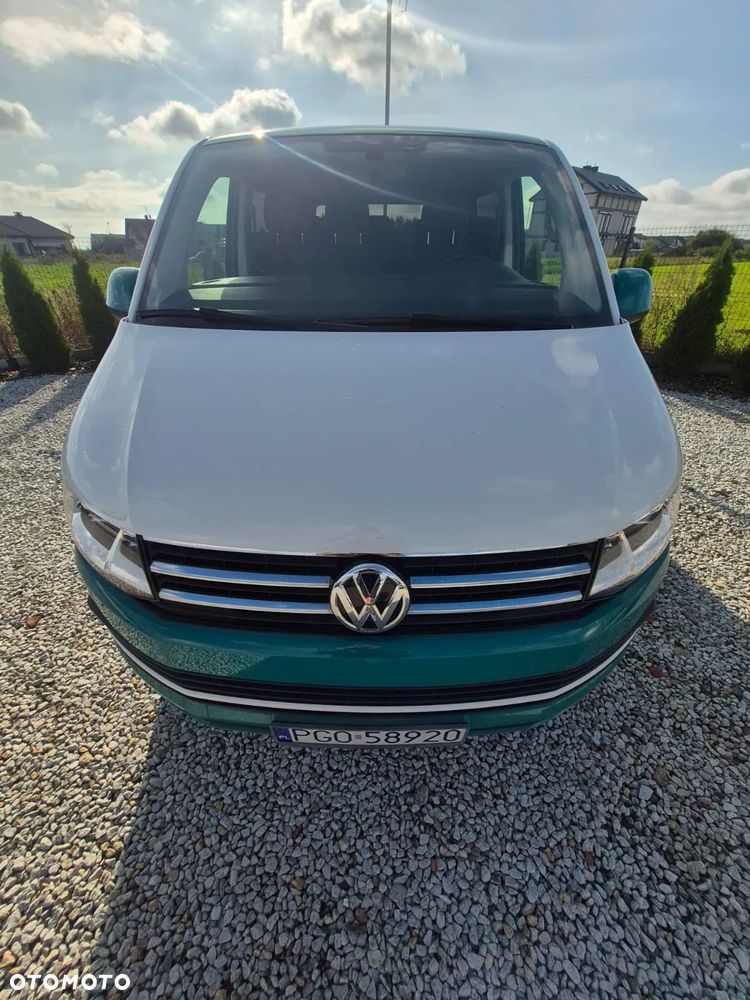 Volkswagen Caravelle - 4