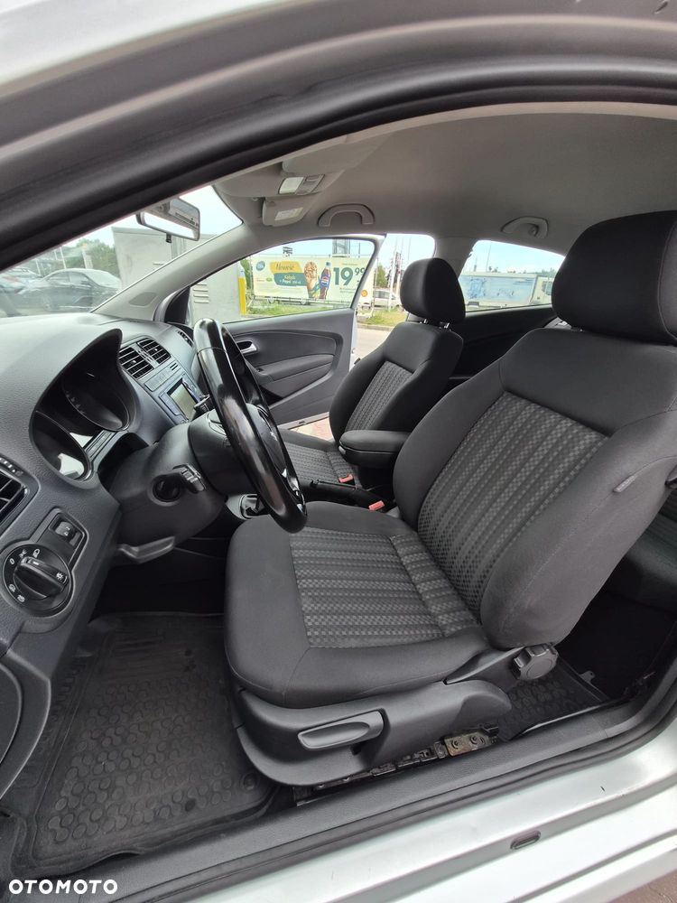 Volkswagen Polo 1.4 TDI Comfortline - 4