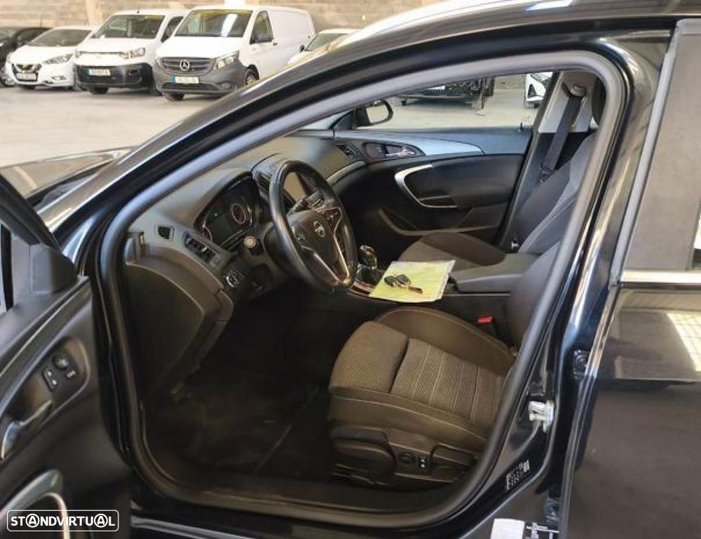 Opel Insignia Sports Tourer - 3