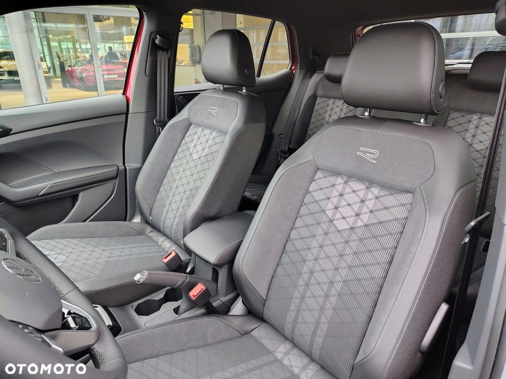 Volkswagen T-Cross - 15