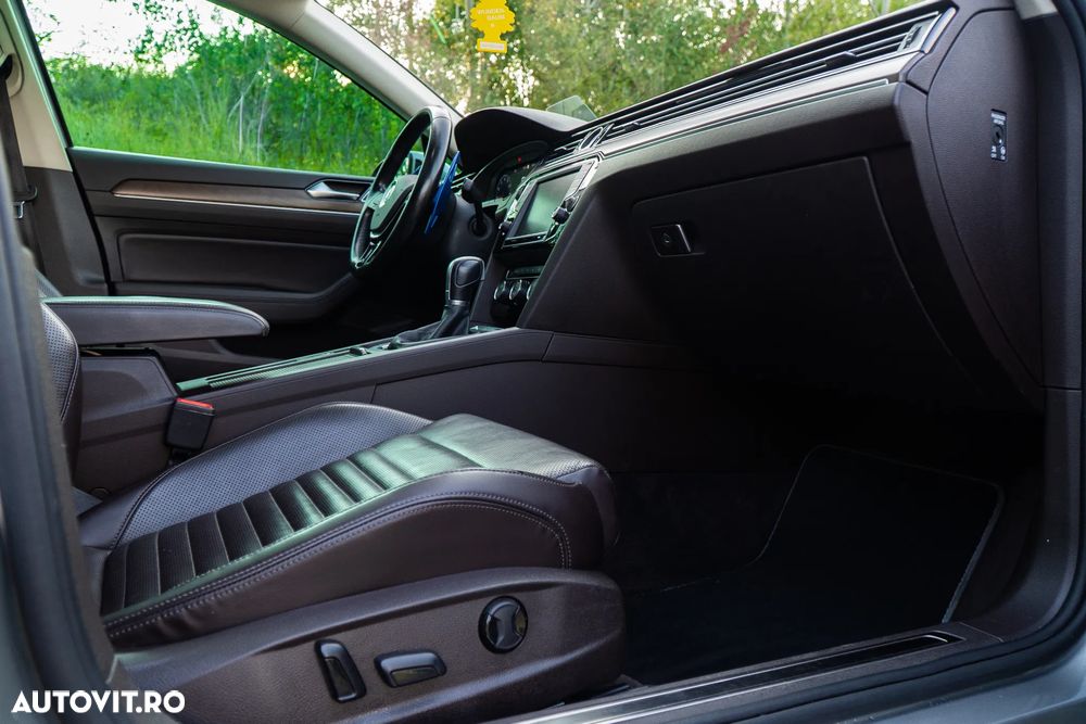 Volkswagen Passat - 24