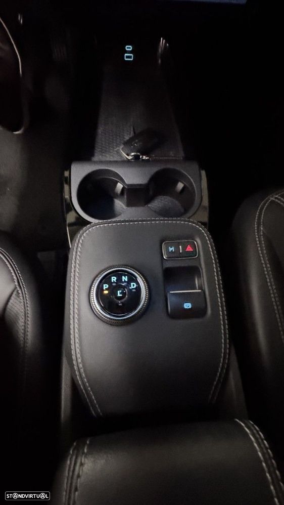 Ford Mustang Mach-E Alargada - 23