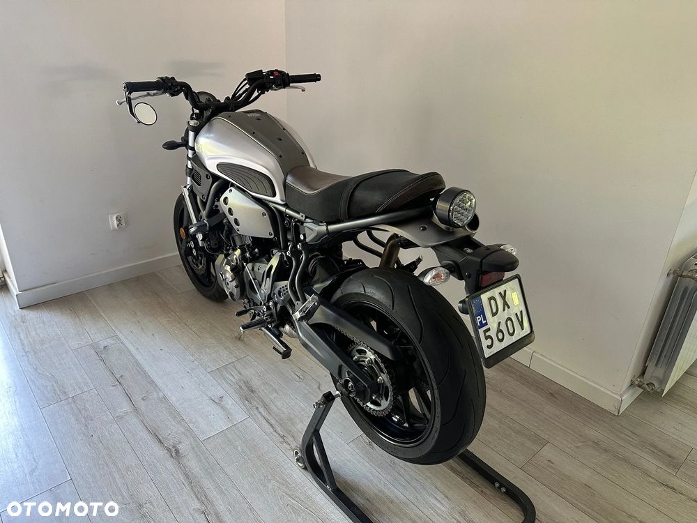 Yamaha XSR - 6