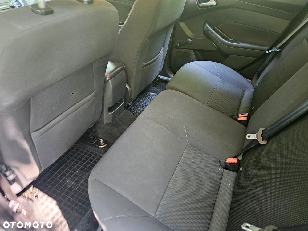 Ford Focus - 19