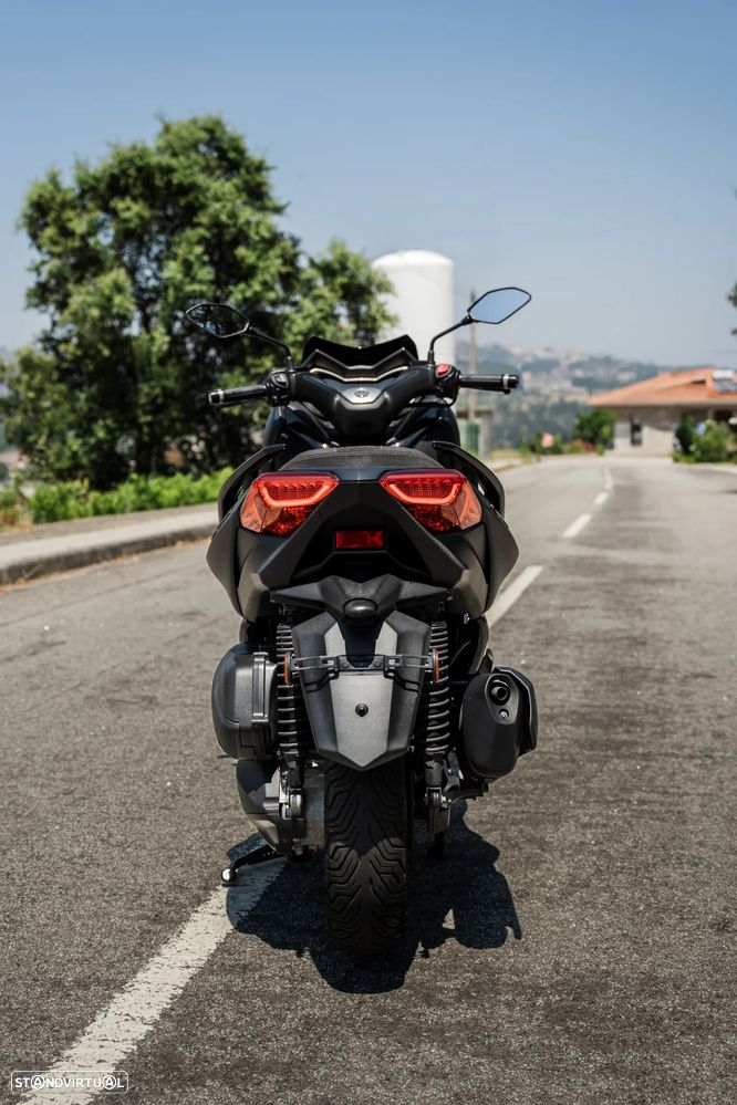 Yamaha X-Max 300 - 21