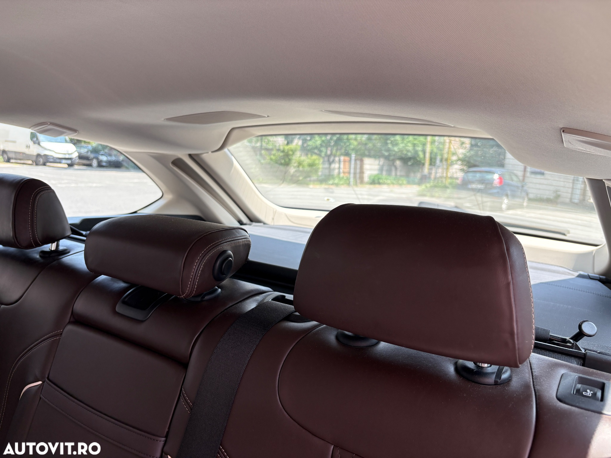 BMW Seria 5 520i AT - 4