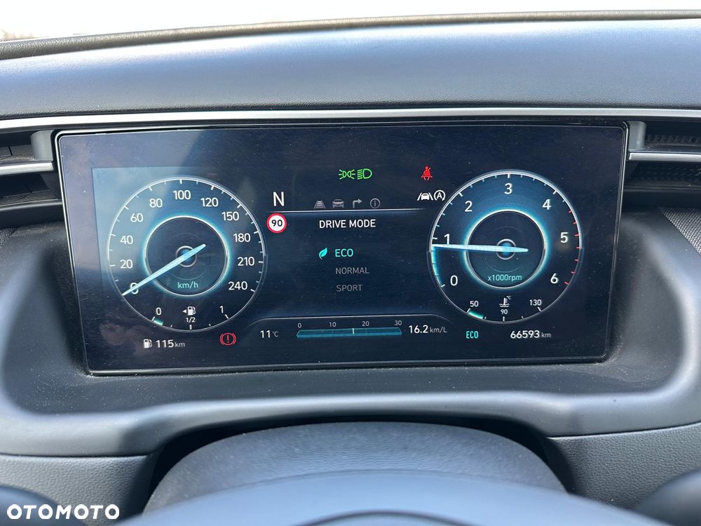 Hyundai Tucson - 12