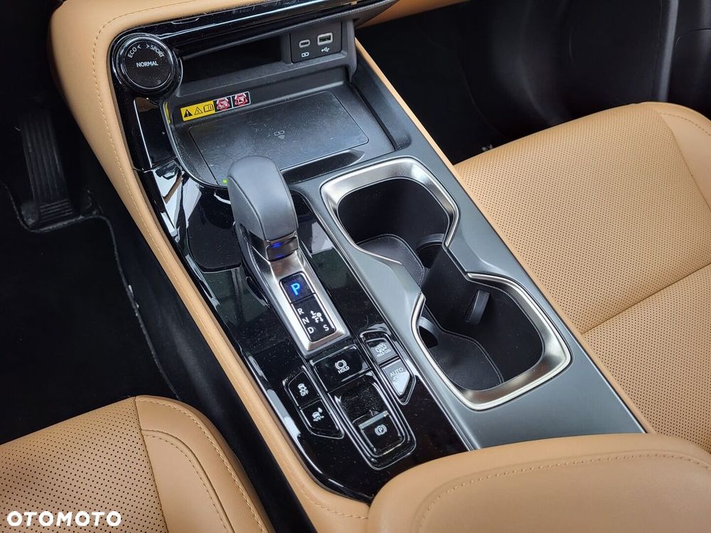 Lexus NX - 25