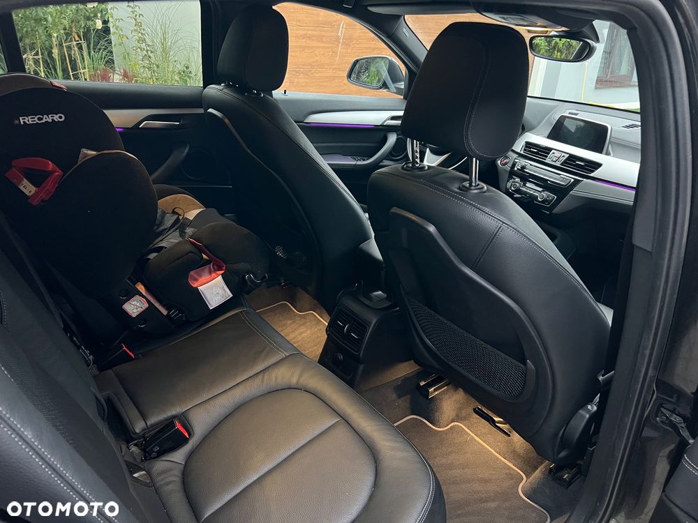 BMW X2 sDrive18i - 12