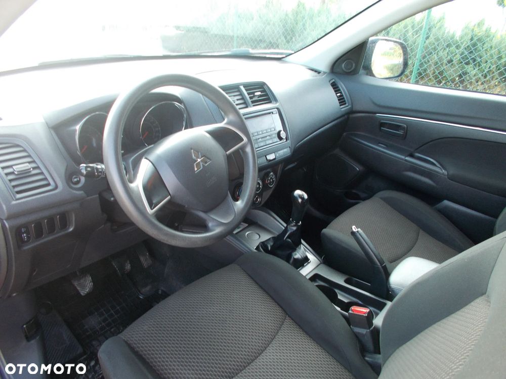 Mitsubishi ASX 1.6 Invite - 12