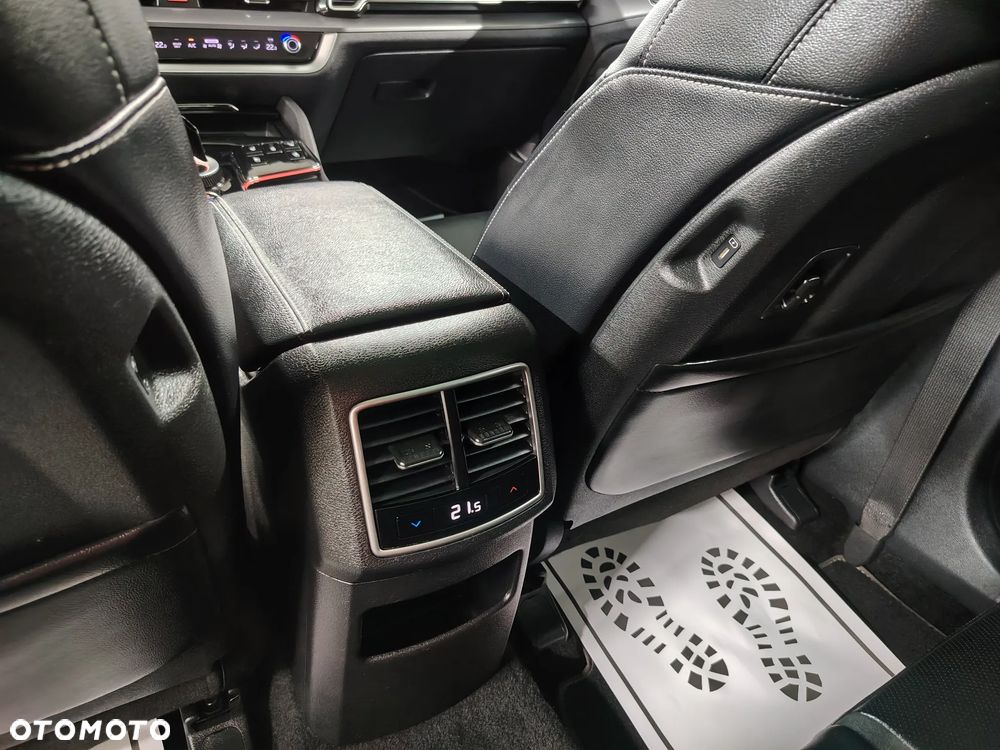 Kia Sportage 1.6T-GDI AWD GT-line - 23