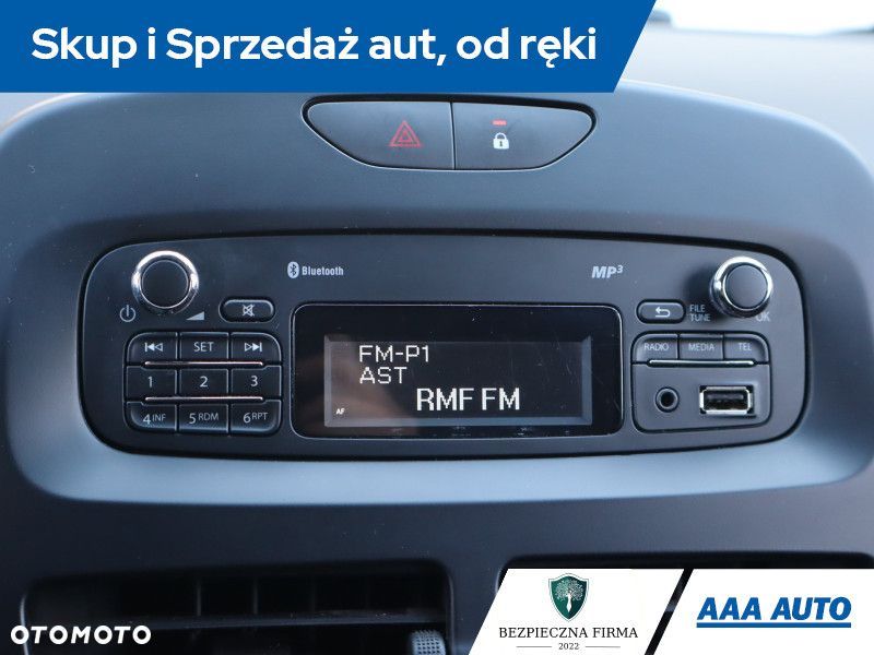 Renault Clio - 15