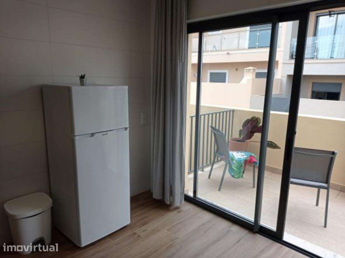 Casa com 3 quartos - localizado em Lagos - Grande imagem: 4/25