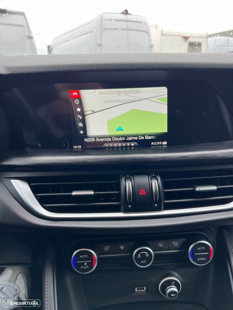 Alfa Romeo Stelvio 2.2 D Super AT8 - 35