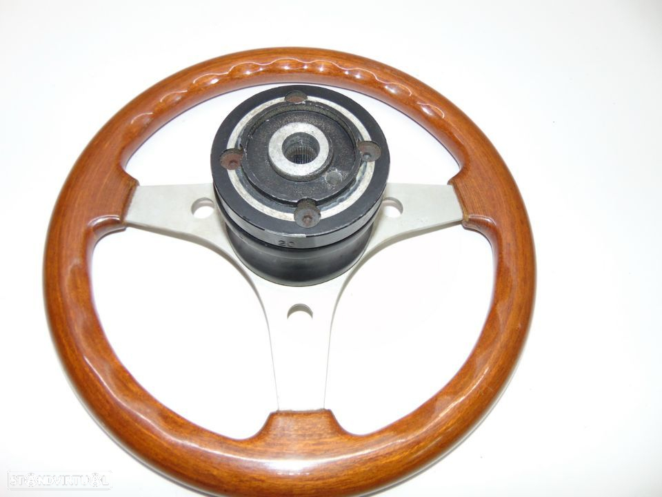 Volante desportivo Madeira - 8