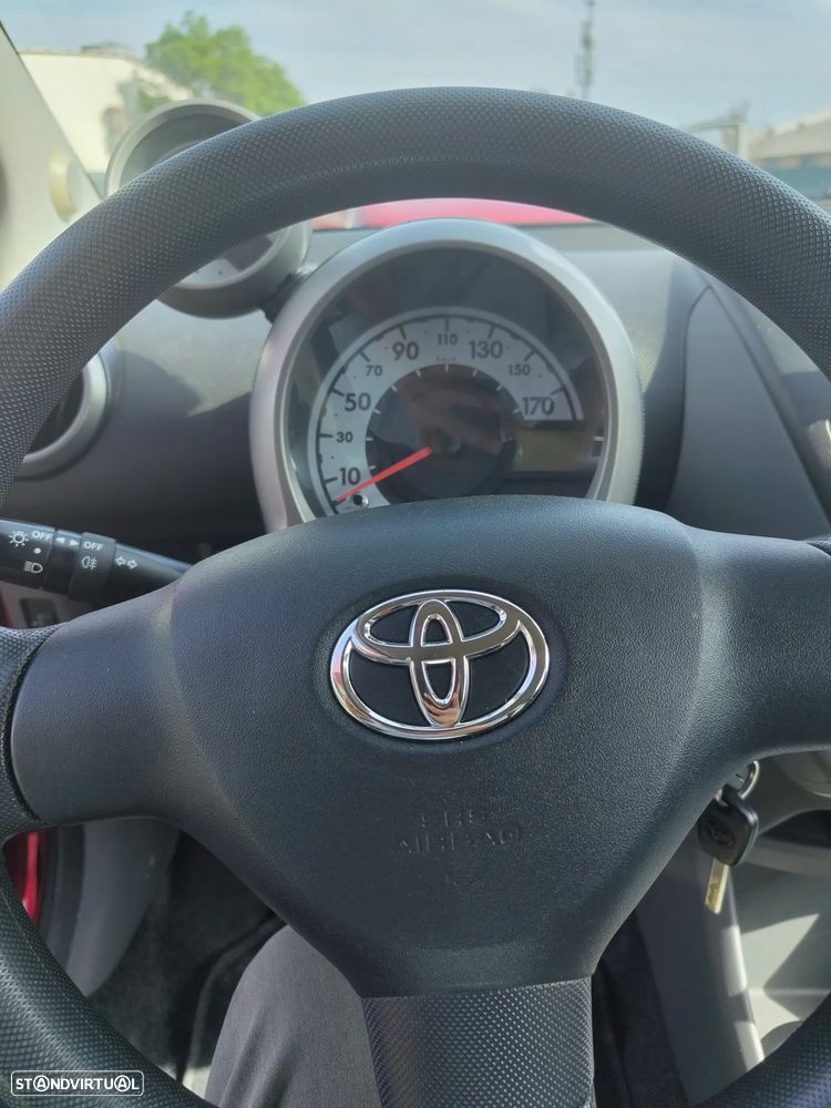 Toyota Aygo Blue - 11