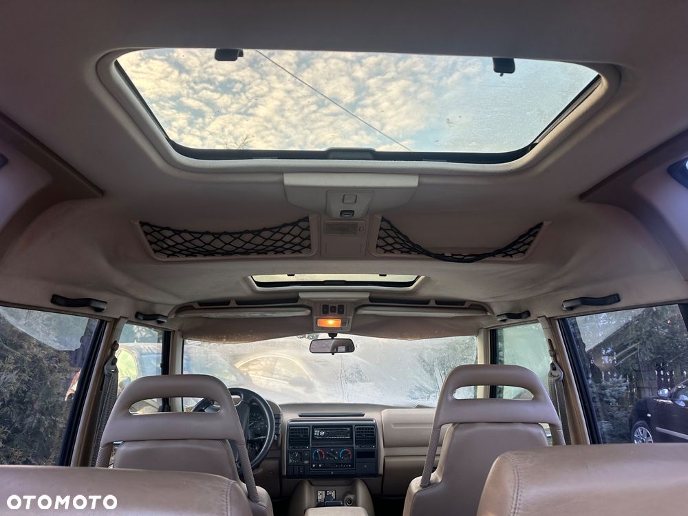 Land Rover Discovery - 9