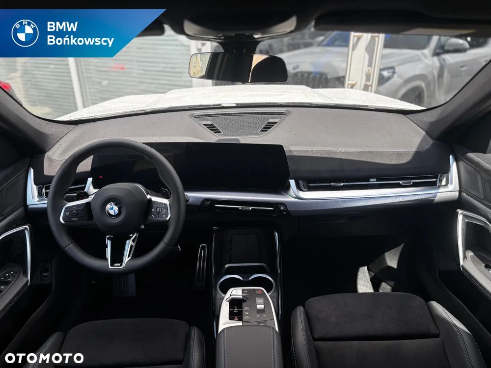 BMW X1 sDrive20i mHEV - 6