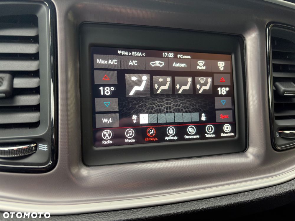 Dodge Challenger 3.6 GT AWD - 21