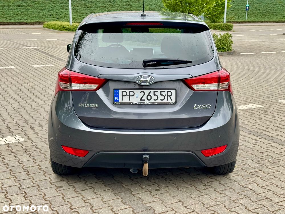 Hyundai ix20 1.4 Comfort - 4