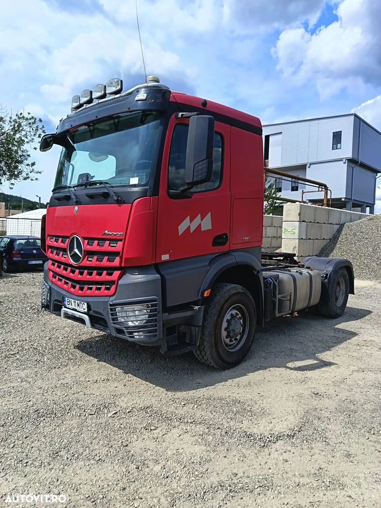 Mercedes-Benz AROCS - 1