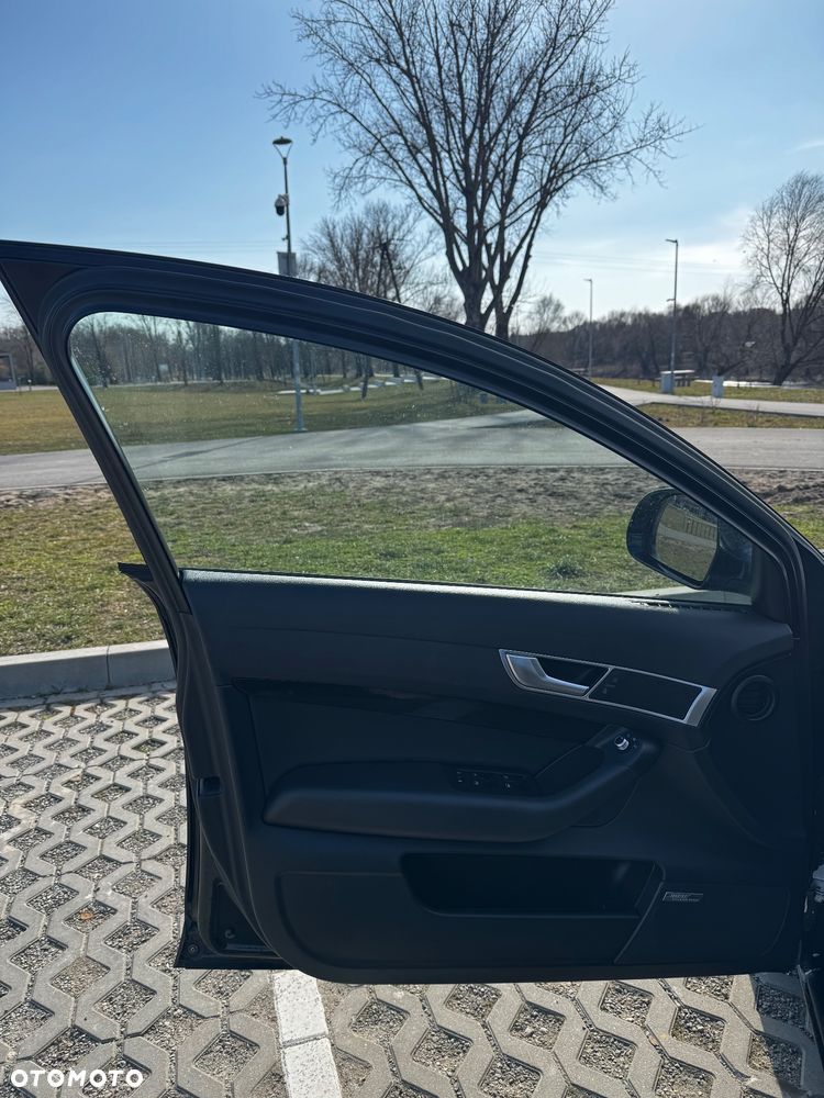 Audi A6 Avant - 22