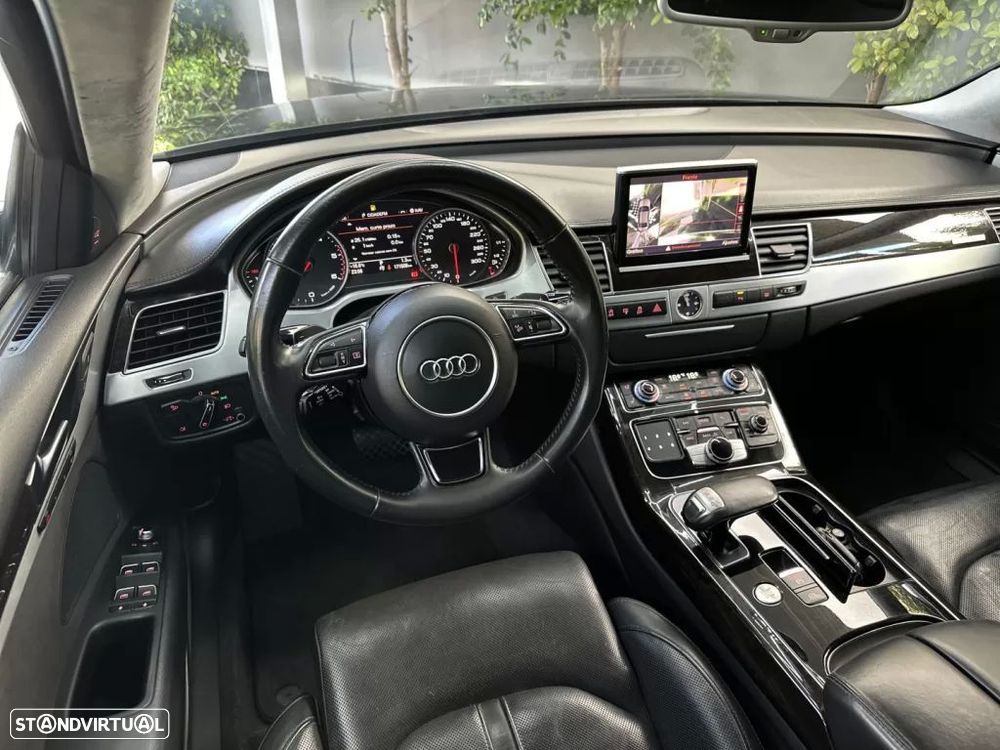 Audi A8 3.0 TDI V6 quattro Clean Exclusive - 31