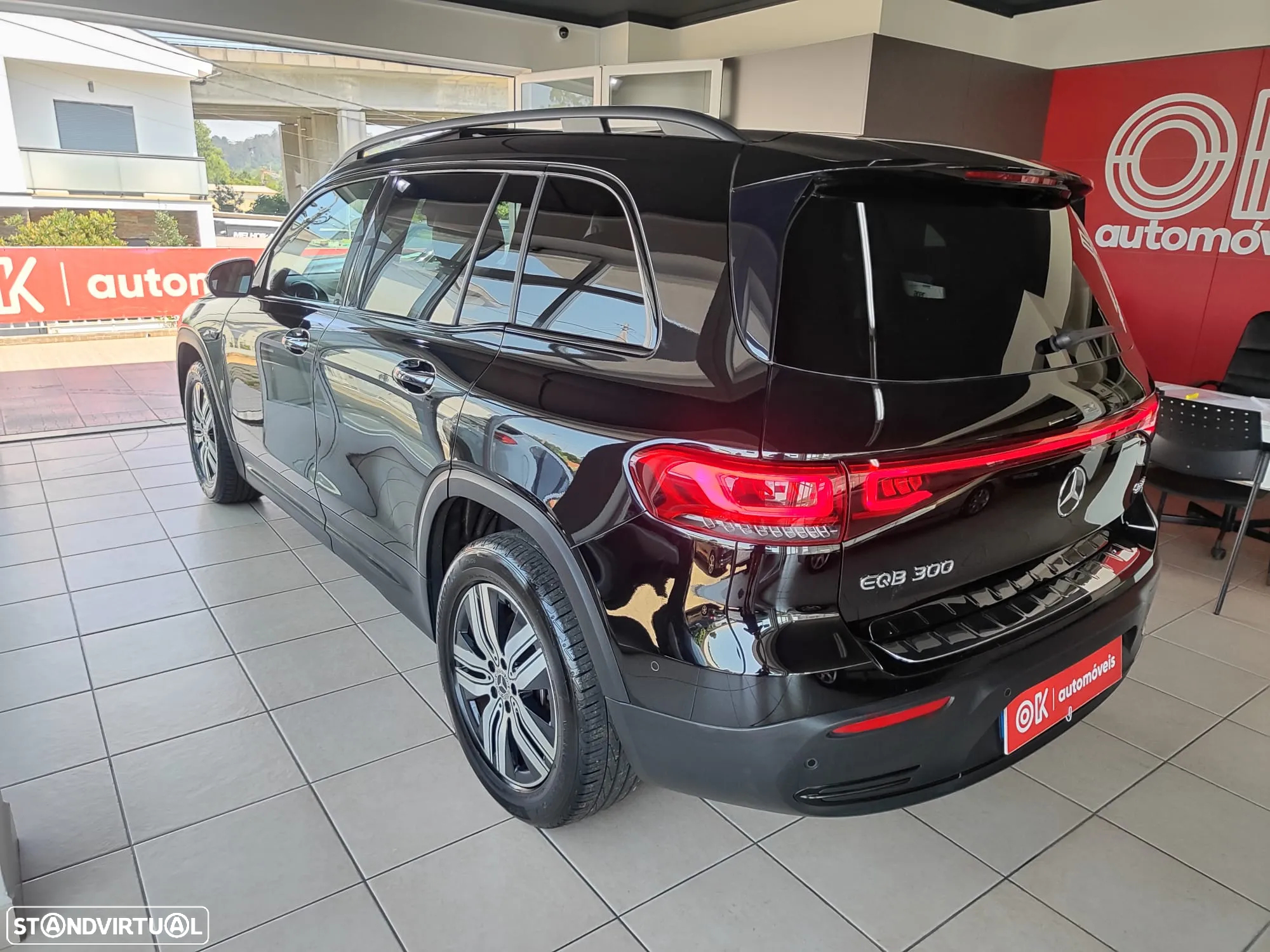 Mercedes-Benz EQB 300 4Matic Progressive - 7