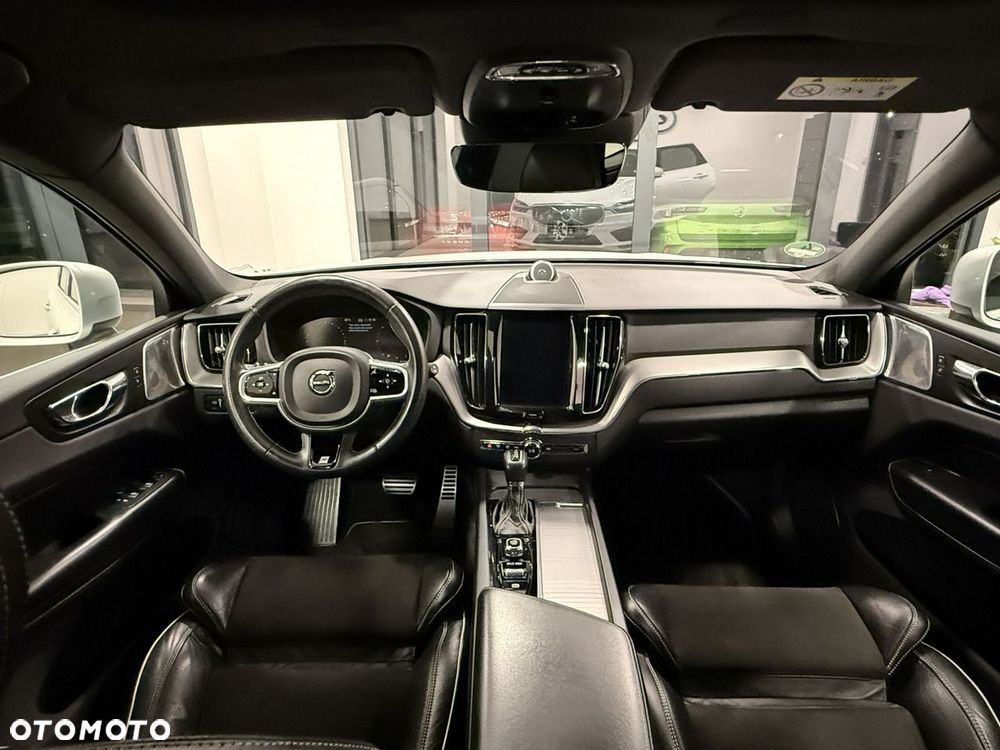 Volvo XC 60 - 24