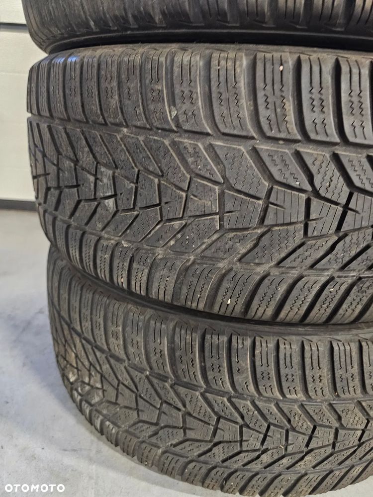 Hankook Winter ICept EVO 3 235/45R18 98V - 3