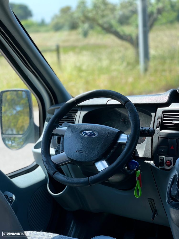 Ford Transit 330L 2.2 TDCi - 25