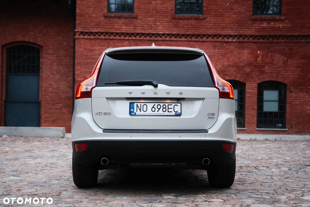 Volvo XC 60 - 4