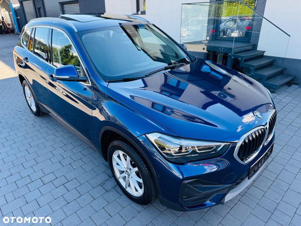 BMW X1 xDrive20i Advantage sport - 1