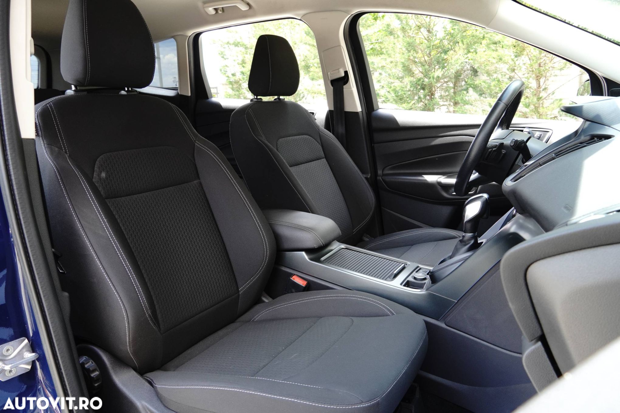 Ford Kuga - 19