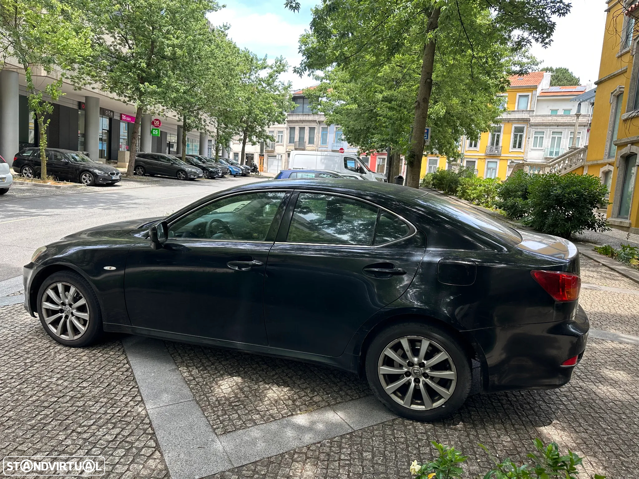 Lexus IS 220 d Luxury 48 - 3
