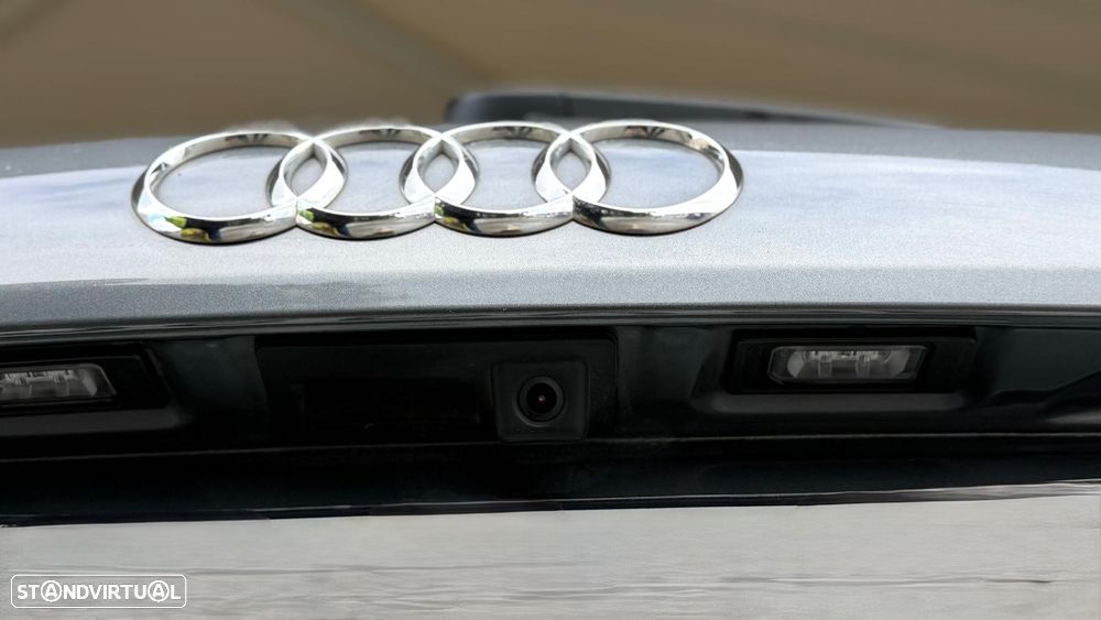 Audi Q3 2.0 TDI quattro S-line - 14