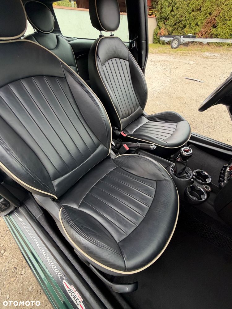 MINI Clubman Cooper D - 25